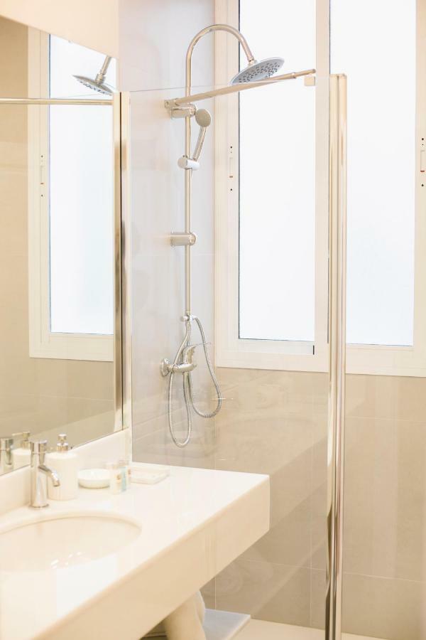 Stylish And Wide- 3Bdr 3Bth- Los Remedios Séville Extérieur photo