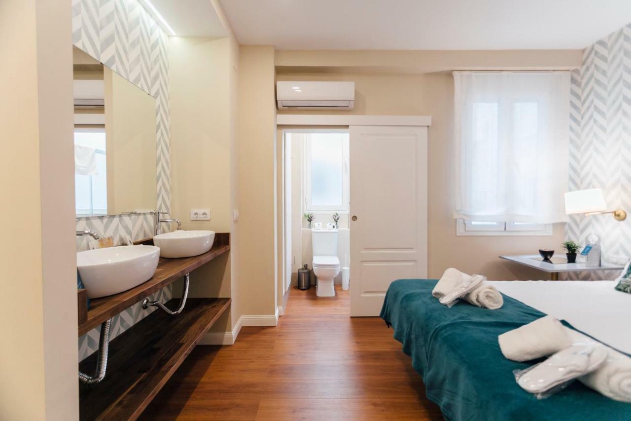 Stylish And Wide- 3Bdr 3Bth- Los Remedios Séville Extérieur photo